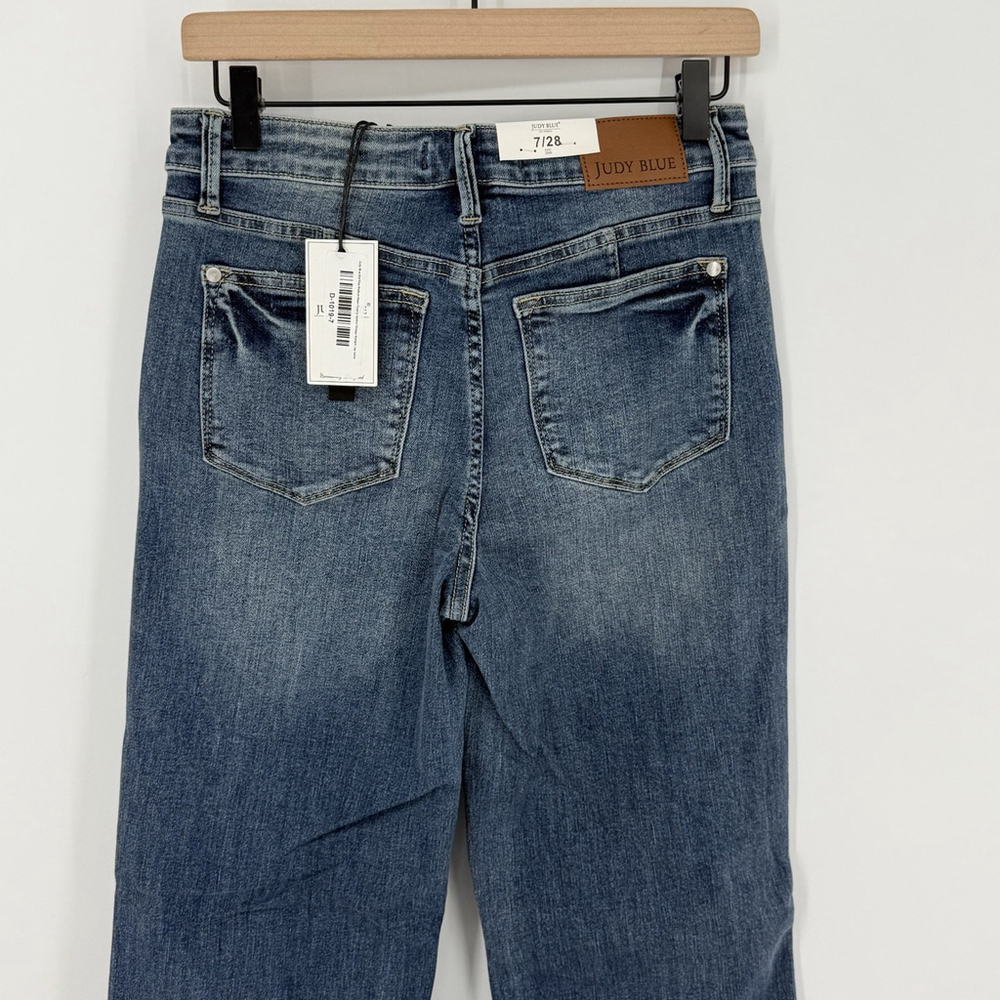 Judy Blue Mid Rise Tummy Control Straigh Leg Jeans Raw Hem NWT 7/28 30” Inseam - Picture 7 of 10